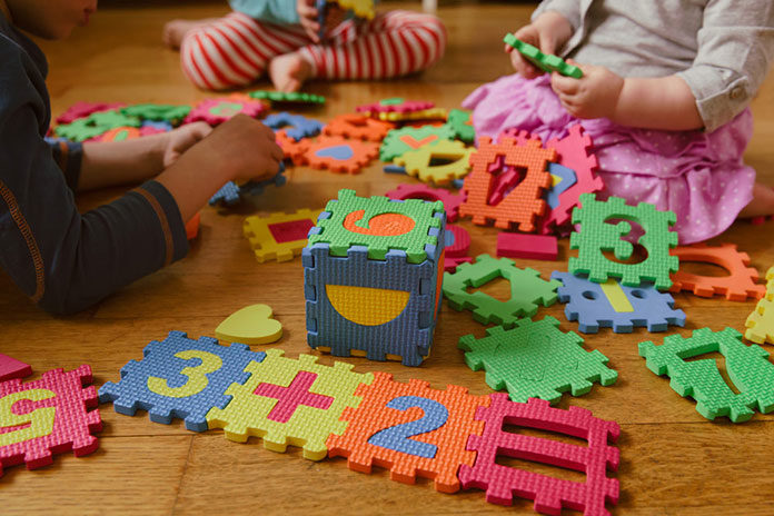 Zabawki edukacyjne dla dzieci - wybierz świadomie i daj dziecku radość rozwoju!